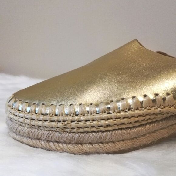 NWOT Sam Edelman Gold Metallic Esprilladres Slides Size 6 1/2 - Picture 4 of 6